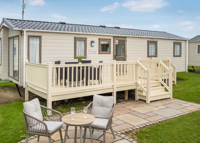 Platinum 8 - Whitehouse Holiday Park, Towyn